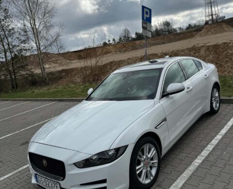 Jaguar XE 25t